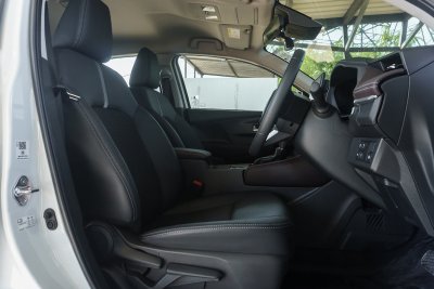 TOYOTA YARIS ATIV 1.2 PREMIUM AT ปี 2025 (6ขธ4586)