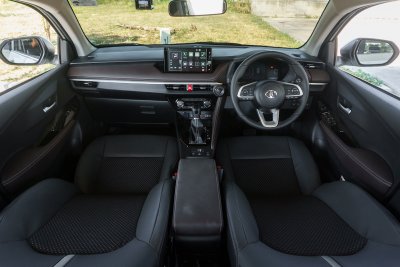 TOYOTA YARIS ATIV 1.2 PREMIUM AT ปี 2025 (6ขธ4586)