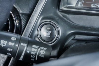 MAZDA 2 1.3 STANDARD (5ประตู) ปี2018 (8กฐ4335)