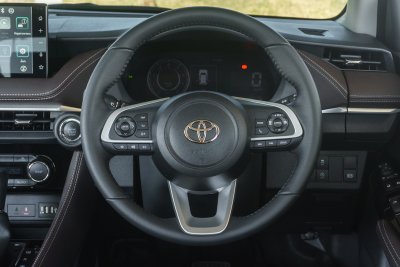 TOYOTA YARIS ATIV 1.2 PREMIUM AT ปี 2025 (6ขธ4586)