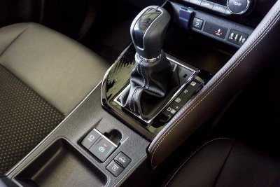 TOYOTA YARIS ATIV 1.2 PREMIUM AT ปี 2025 (6ขธ4586)