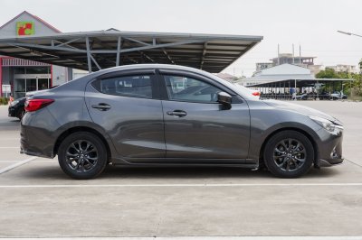 MAZDA 2 1.3 HIGH CONNECT ปี2018 (8กข6744)