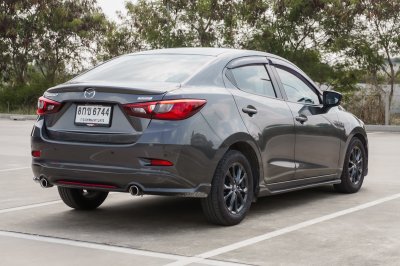 MAZDA 2 1.3 HIGH CONNECT ปี2018 (8กข6744)