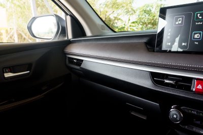 TOYOTA YARIS ATIV 1.2 PREMIUM AT ปี 2025 (6ขธ4586)