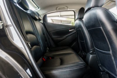 MAZDA 2 1.3 HIGH CONNECT ปี2018 (8กข6744)