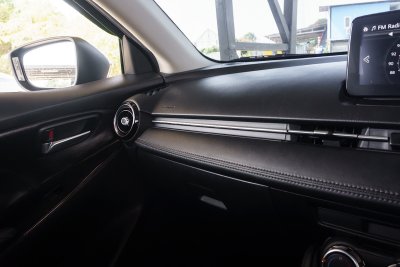 MAZDA 2 1.3 SPORT HIGH CONNECT AT ปี 2017 (6กผ2879)