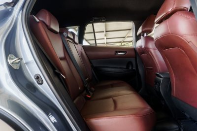 TOYOTA COROLLA CROSS 1.8 PREMIUM AT ปี 2020 (4ขษ1268)