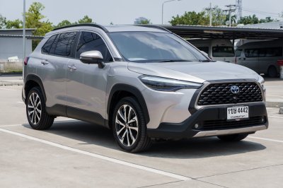 TOYOTA COROLLA CROSS 1.8 HYBRID PREMIUM SAFETY ปี2021 (1ขษ4442)