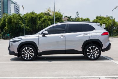 TOYOTA COROLLA CROSS 1.8 HYBRID PREMIUM SAFETY ปี2021 (1ขษ4442)