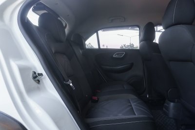 MG 3 1.5 D ปี2019 จด2020 (กจ8915)