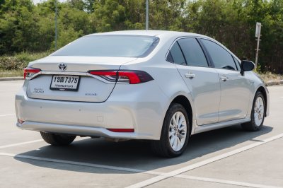 TOYOTA ALTIS 1.8 HV ENTRY AT ปี 2020 (1ขฒ7375)