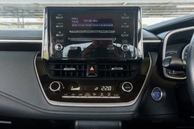 TOYOTA ALTIS 1.8 HV ENTRY AT ปี 2020 (1ขว7856)