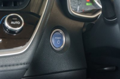 TOYOTA ALTIS 1.8 HV ENTRY AT ปี 2020 (1ขว7856)