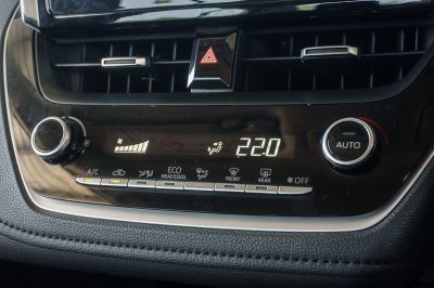 TOYOTA ALTIS 1.8 HV ENTRY AT ปี 2020 (1ขว7844)