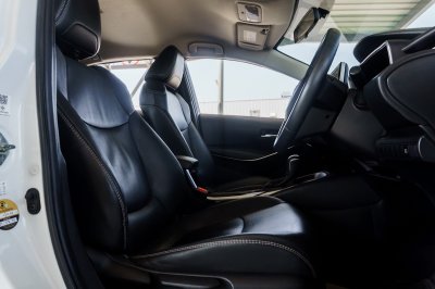 TOYOTA COROLLA ALTIS 1.8 HYBRID SMART ปี2021 (1ขพ7849)