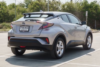 TOYOTA CH-R 1.8 HV HI AT ปี 2018 (7กญ3633)