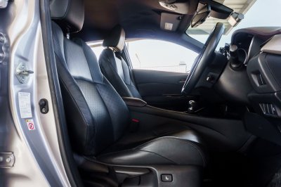 TOYOTA CH-R 1.8 HV HI AT ปี 2018 (7กญ3633)