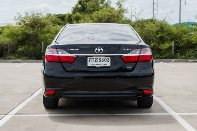 TOYOTA CAMRY 2.0 G AT ปี2018 (7กธ8803)