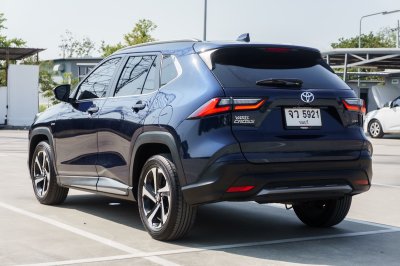 TOYOTA YARIS CROSS 1.5 HEV PREMIUM ปี2024 (จว5921)