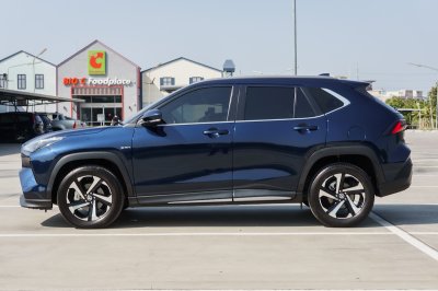 TOYOTA YARIS CROSS 1.5 HEV PREMIUM ปี2024 (จว5921)