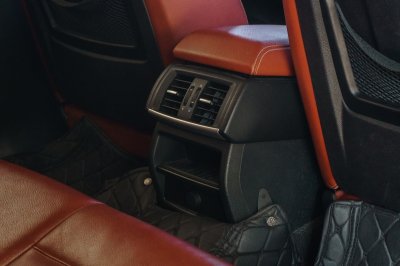 BMW X3 2.0 X DRIVE HIGHLINE ปี2011 (ฆค1602)