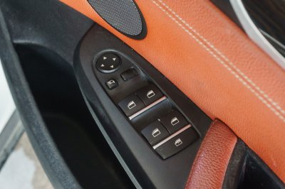 BMW X3 2.0 X DRIVE HIGHLINE ปี2011 (ฆค1602)