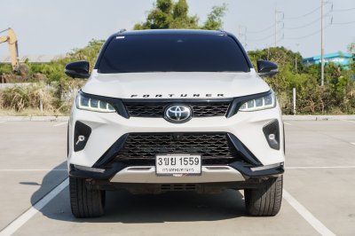 TOYOTA FORTUNER 2.4 LEGENDER ปี2022 จด2023 (3ขย1559)