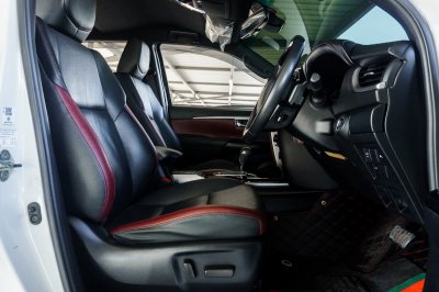 TOYOTA FORTUNER 2.4 LEGENDER ปี2022 จด2023 (3ขย1559)