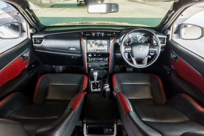 TOYOTA FORTUNER 2.4 LEGENDER ปี2022 จด2023 (3ขย1559)