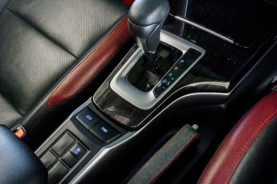 TOYOTA FORTUNER 2.4 LEGENDER ปี2022 จด2023 (3ขย1559)