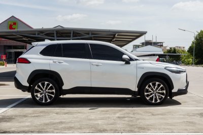 TOYOTA COROLLA CROSS 1.8 HYBRID PREMIUM ปี2023 (3ขว7086)