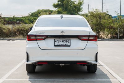 TOYOTA YARIS ATIV 1.2 PREMIUM LUXURY ปี2022 (4ขด6392)