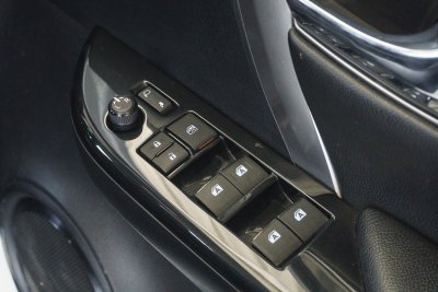 TOYOTA FORTUNER 2.4 LEADER V ปี2022 (ขข8740)