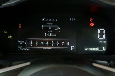 TOYOTA YARIS ATIV 1.2 PREMIUM LUXURY ปี2022 (4ขด6392)