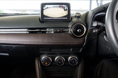 MAZDA 2 1.5 SPORT HIGH PLUS AT ปี 2017 (6กว4294)