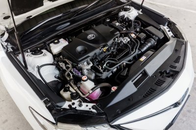 TOYOTA CAMRY 2.5 HEV PREMIUM ปี2022 จด2023 (4ขก5937)