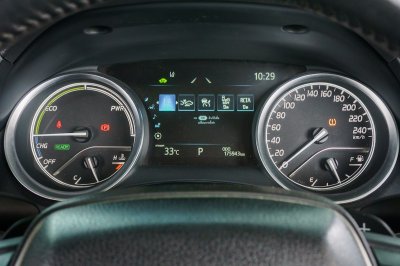 TOYOTA CAMRY 2.5 HEV PREMIUM ปี2022 จด2023 (4ขก5937)