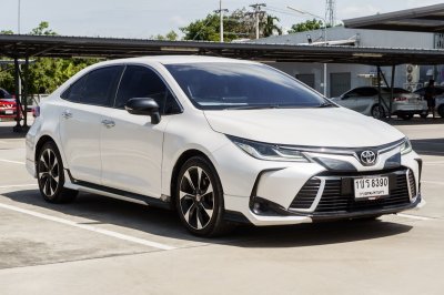 TOYOTA ALTIS 1.8 GR SPORT ปี2020 จด2021 (1ขร8390)