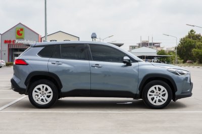 TOYOTA COROLLA CROSS 1.8 SPORT ปี2022 (2ขว7503)