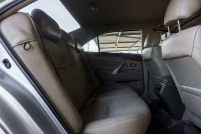 TOYOTA CAMRY 2.0 G AT ปี2010 (ญต9854)