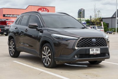 TOYOTA COROLLA CROSS 1.8 HYBRID PREMIUM SAFETY ปี2020 จด2021 (จท1581)