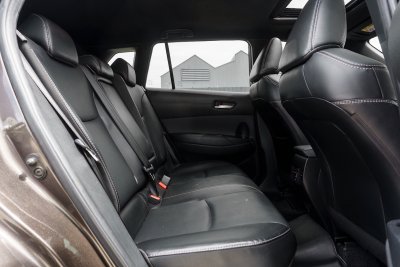 TOYOTA COROLLA CROSS 1.8 HYBRID PREMIUM SAFETY ปี2020 จด2021 (จท1581)