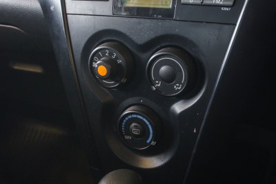 TOYOTA VIOS 1.5 AT ปี2010 (ฎป8272)