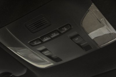 TOYOTA COROLLA CROSS 1.8 HYBRID PREMIUM SAFETY ปี2020 จด2021 (จท1581)