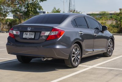 HONDA CIVIC 1.8 E NAVI AT ปี2014 (กฉ2397)