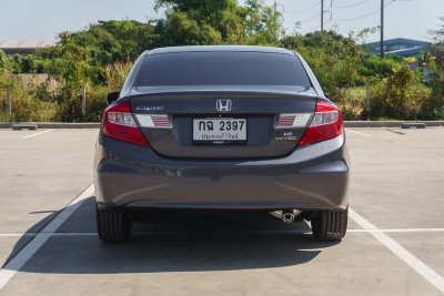 HONDA CIVIC 1.8 E NAVI AT ปี2014 (กฉ2397)