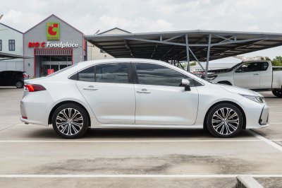 TOYOTA ALTIS 1.8 SPORT AT ปี 2021 (2ขฎ3847)