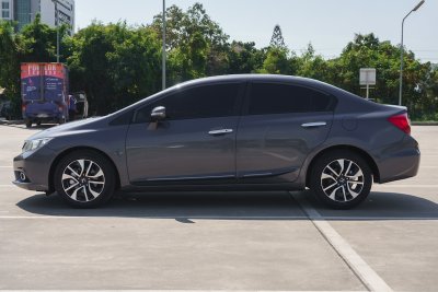HONDA CIVIC 1.8 E NAVI AT ปี2014 (กฉ2397)