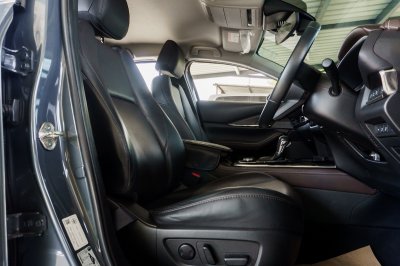 MAZDA CX-30 2.0 C AT ปี2023 (4ขห4116)
