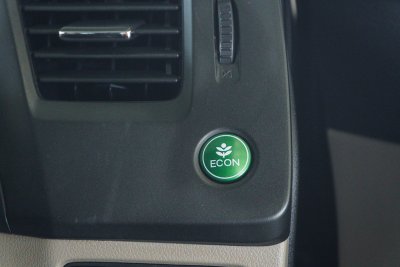 HONDA CIVIC 1.8 E NAVI AT ปี2014 (กฉ2397)